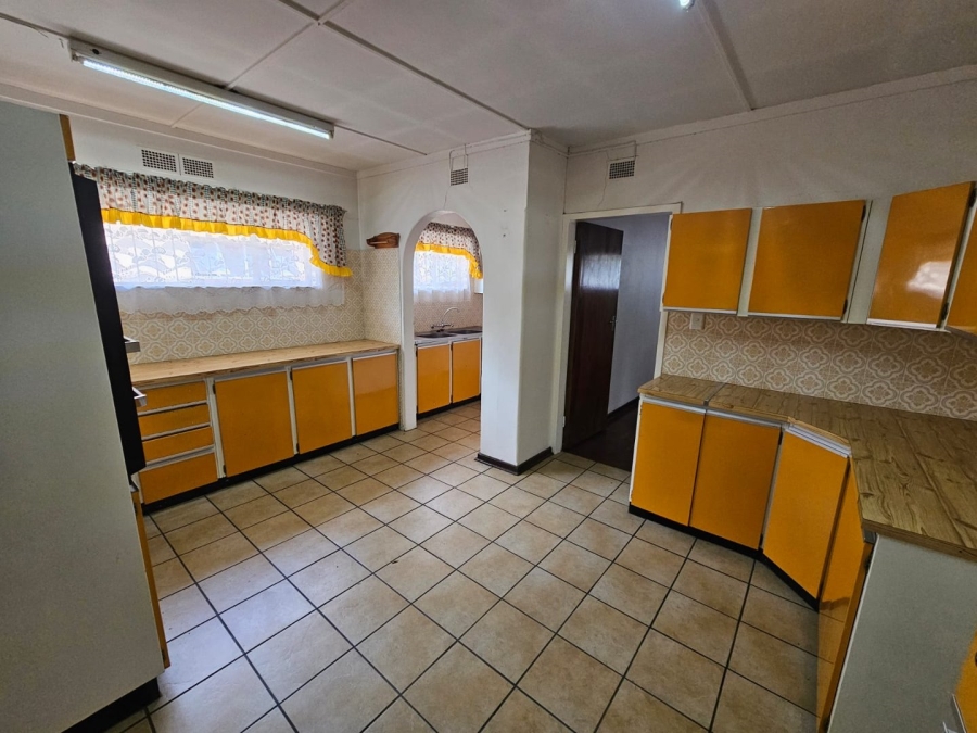 5 Bedroom Property for Sale in Sasolburg Ext 12 Free State